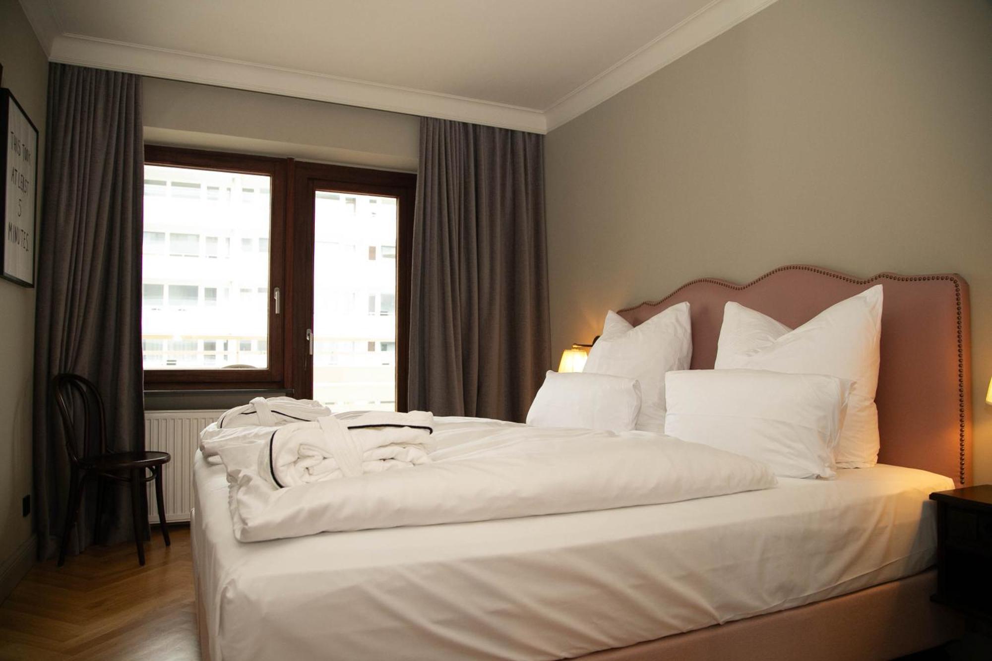 Mimosa Hotel Westerland Rum bild
